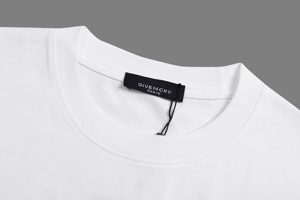 ブランドTシャツ側面デザイン